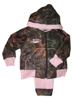Camo/pink hooded sweater with pants